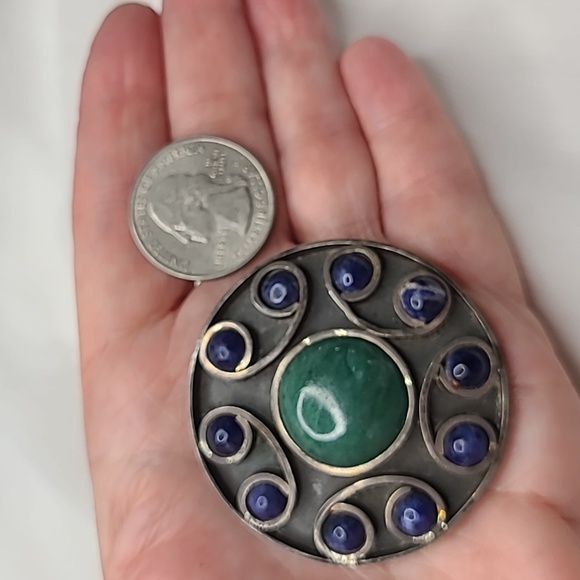 Vintage Mexican Sterling Silver Aventurine and Lapis Brooch - Picture 8 of 10